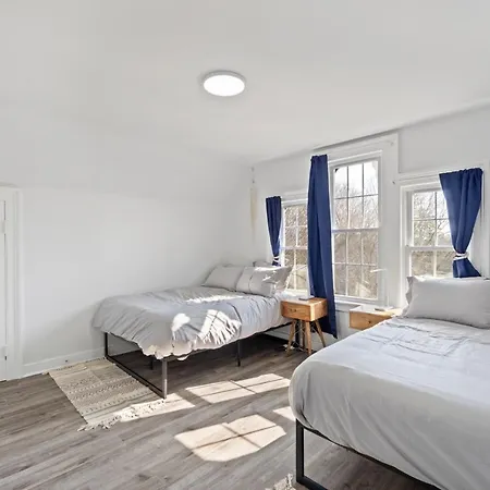 Cozy Gem In The Heart Of East Rock With Free Parking Near Yale And Dt Apartment New Haven Exterior photo