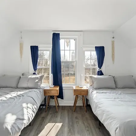 Cozy Gem In The Heart Of East Rock With Free Parking Near Yale And Dt Apartment New Haven Exterior photo