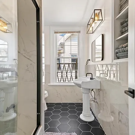 Cozy Gem In The Heart Of East Rock With Free Parking Near Yale And Dt Apartment New Haven Exterior photo