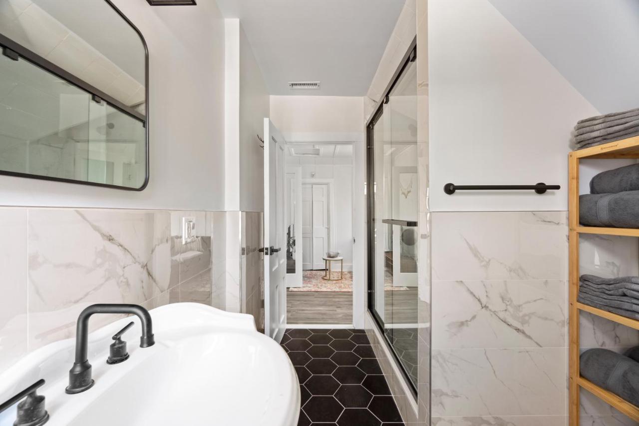 Apartment Cozy Gem In The Heart Of East Rock With Free Parking Near Yale And Dt New Haven